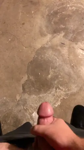 Blowing a huge load! 💦💦