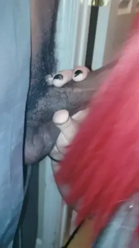 Amateur sucking on a big one