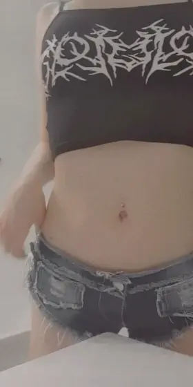 FREE TRIAL Watch me fully nude on my OF🥵, - Dickrating✅🍆- Sexting✅💦- Costums✅👅- cmments