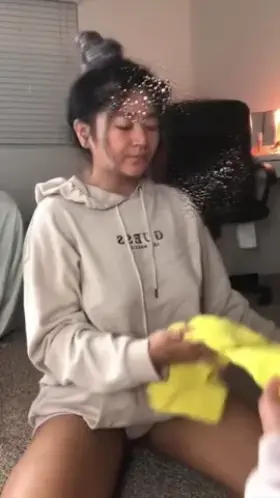 i keep wiping my mirror but there's still some streaks!