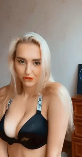 n love with that set.. but don’t worry my tits don’t look only that huge in this bra ;)