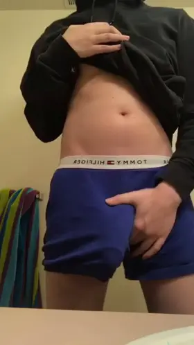 Just letting him breathe🍆