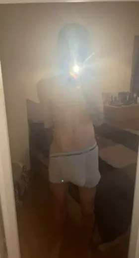 HEY THERE 😉 Wanna come and see what this big cock can do? Cum and join the fun on my OnlyFans. You really DON’T wanna miss out! 🚨ONLY 7.99🚨