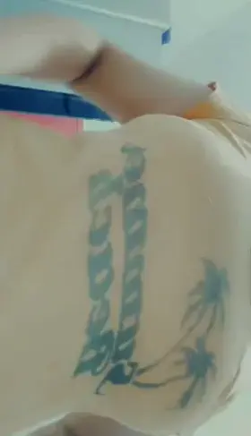 I'd love it if you suck on my big, heavy tits 🤭