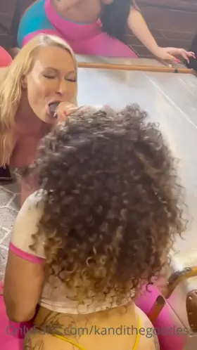 👸🏽👸🏽Heaven of Throat Goddesses 👸🏽👸🏽 GET MEGA PACK IN COMMENTS 👇