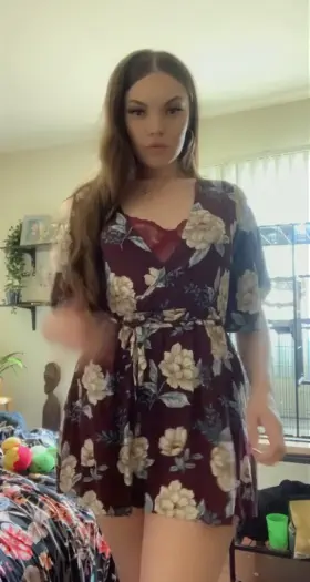 Come lift up my dress? 🥰