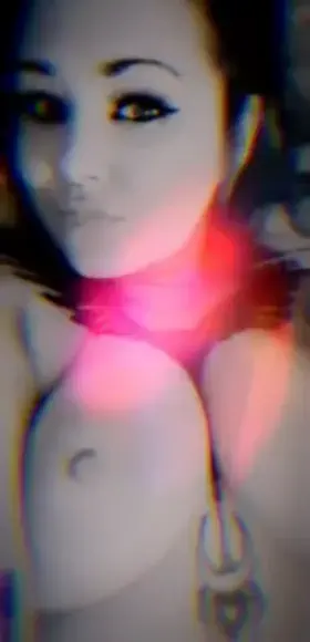 Playing with boobies🤘😝