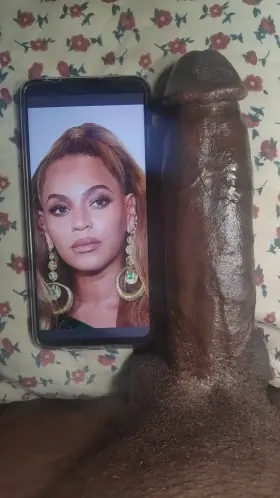 Beyonce Cockthrobbed