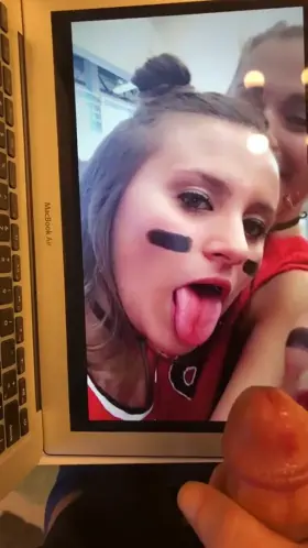 Gave this slut a facial, who else wants to cover her she is begging for it. Kik same as username