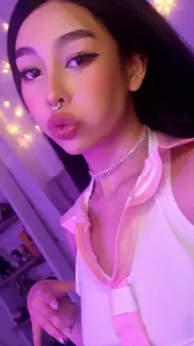 Ur lil asian egirl :3