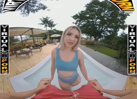 [Britt Blair, 18] Britt Blair Gets Wet