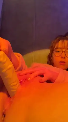 I need a big dick to fuck this little ginger pussy