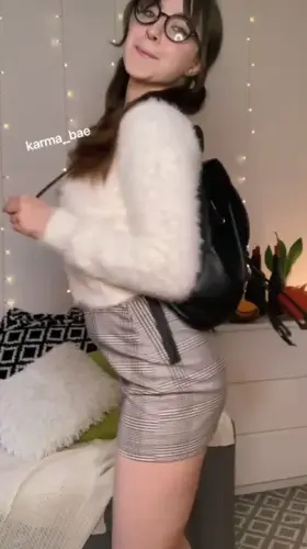 hey hi I’m addicted to making these silly videos😅 hope you guys like em!