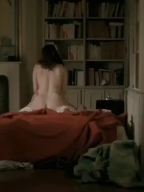 sophie guillemin in Le ennui (1998)
