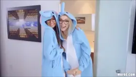 Anny Aurora & Eliza Ibarra - Onesie Twosie