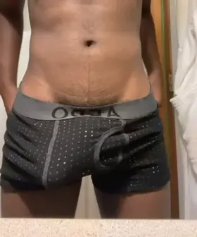 dms are open ;) highschooler