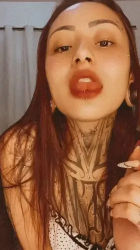 In a 1 - 10 scale. How fuckable am I?