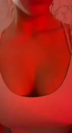 a lucky redditor i will allow to cum on my face today🙈😈