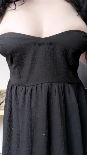 hope I'll make your day a lil bit better showing my pale milkers..