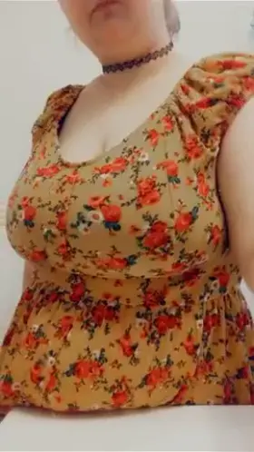 You like my dress? 🥺