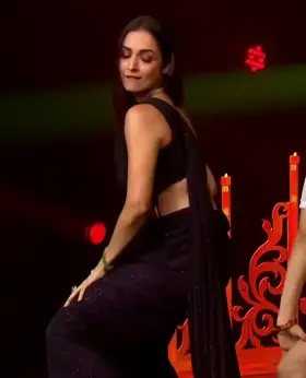 Malaika Arora's son is lucky bastard, damn look at this slut🔥