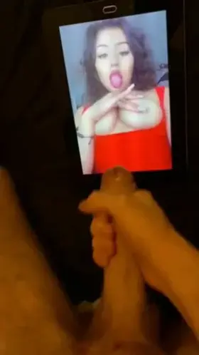 Got a good trib from (kik-pitti44) to cum on one of friends