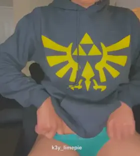 Im pretty tight, but you can tri and force it in 😈😝