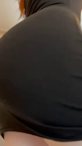 [F] get under my skirt and kiss my pussy