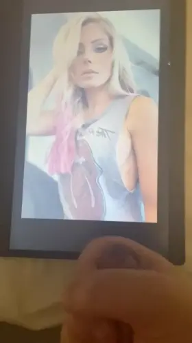 I’m addicted to Alexa Bliss