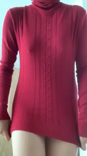 Can I have your approval for my geeky girl outfit?