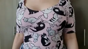 They feel (f)ree and wild without a bra