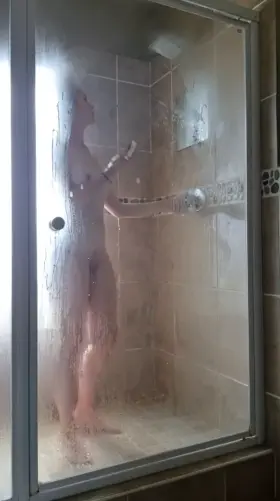 I think i look fabulous after a shower