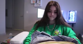 H4nnah0w0 and Amazing Eye Contact - Check B3low