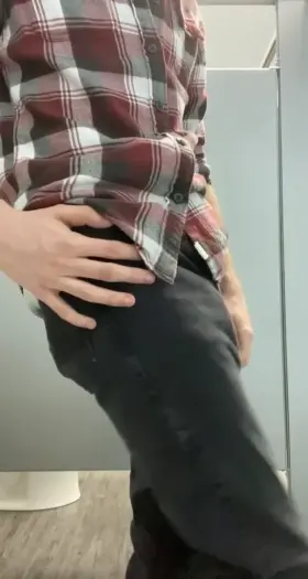 Horny at work again 😛 Think my coworkers noticed my bulge? 😉