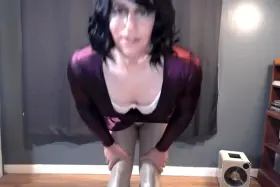 I Feel So Sexy When I Wear My Falsies!