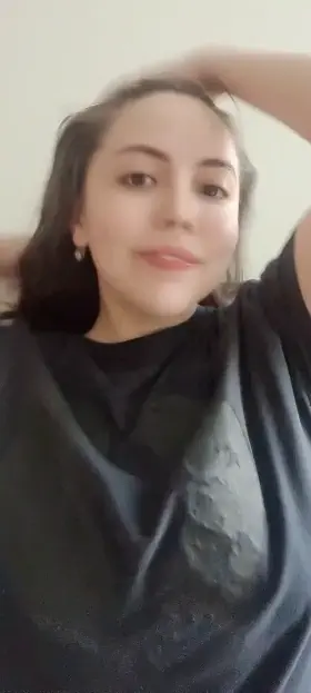 I like a baggy shirt with a surprise, hbu? (Drop)