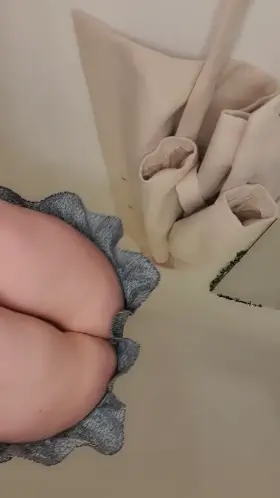 POV: what your face sees before I sit on it