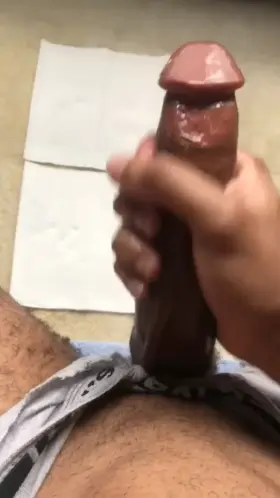 Who’s up for hung college dick