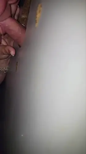 Glory Hole fun!!! FREE & VIP Always Only $5!! 🚫 NO PPV 💕 Links👇