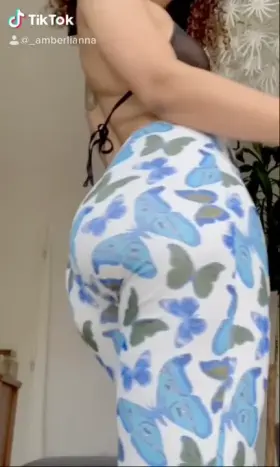 I think I’d classify as slim thick?