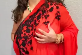 Wanna pull saree off this Punjabi milf for raw and pounding session ...[f]