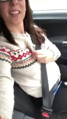 Freaking the folks of London out one street at a time 😂💋(f)