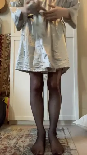 Are you gonna get on your knees like a good boy? Or make me regret turning the tables? 😈