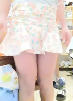 10 days ago I came back to Reddit as a man. Now I'm leaking and exposing myself wearing a skirt 😳