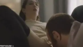 [Evelyn Claire, 25] Submits To Stepbrother