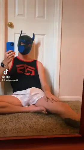 Cute pup with a nice bulge