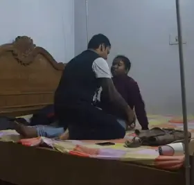 sis with my frnds dad😭😭