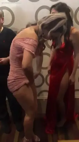 prom thong exchange