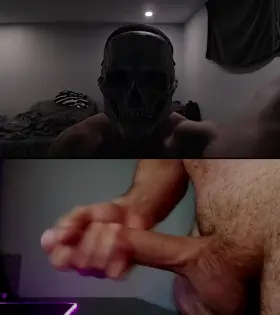 Shhhh I love touching myself while streaming on Twitch 😈