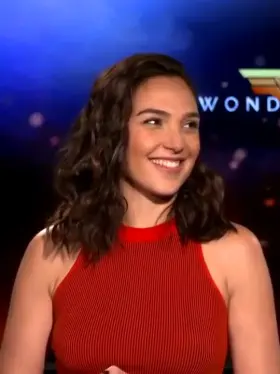 Gal Gadot would never give you this look cuck only a real man can satisfy her